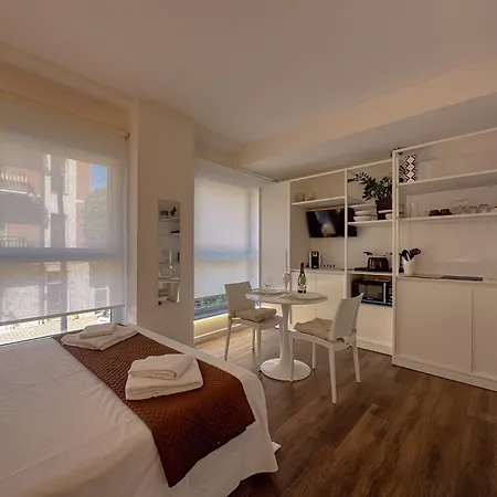 Boutique In Centro By Host Hero דירה צ'יביטאנובה מארקה