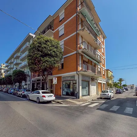 Boutique In Centro, A Un Soffio Dal Mare Daire Civitanova Marche