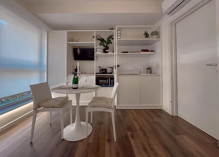 Boutique In Centro By Host Hero 西维尔诺瓦·马尔凯